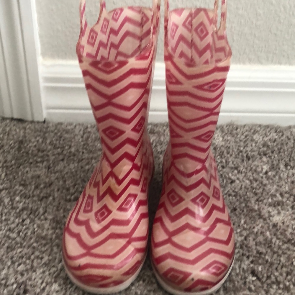 Tom’s Rain Boots